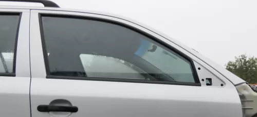 Skoda Octavia 1U vorne rechts Fenster Scheibe in Tür Fensterscheibe (164707)