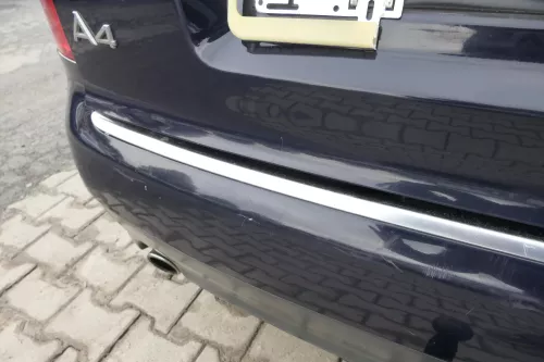 Audi A4 8E B6 Kombi Avant Stoßstange hinten mit Spoiler lila blau LY5K (164731)