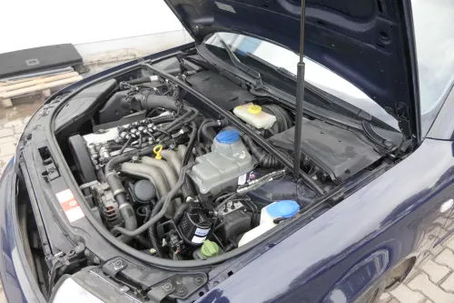 Audi A4 8E B6 B7 06B133354AA 06B133354K Schlauch Luftrohr Rohr Luft Schlauch (164775)