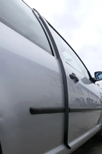 VW Golf 4 Tür vorne rechts Beifahrertür 2/3-Türer LA7W silber grau ohnAnbauteile (164854)