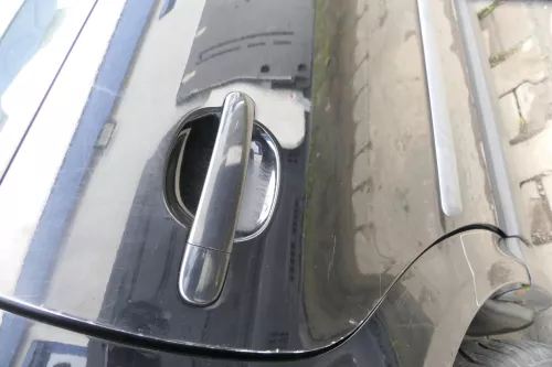 VW Passat 3B 3BG 3B6 Kombi Avant Tür hinten rechts mit Scheibe schwarz L041 (165093)