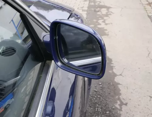 VW Passat 3B 3BG elektrischer Spiegel Außenspiegel rechts Glas blau LB5N (165113)