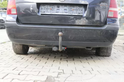 VW Golf 4 Kombi Avant Stoßstange hinten Heckstoßstange Stoßfänger schwarz LC9Z (165146)