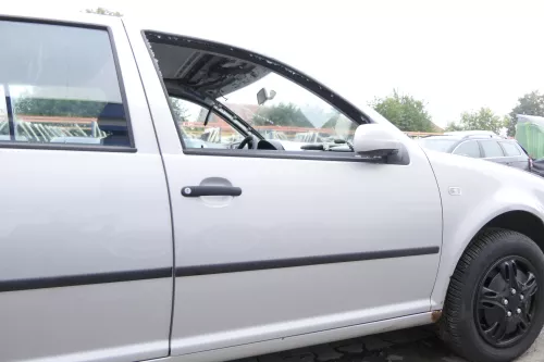 VW Golf 4 Bora Tür vorne rechts Beifahrertür 4/5-Türer+Kombi Variant LB7Z silber (165210)