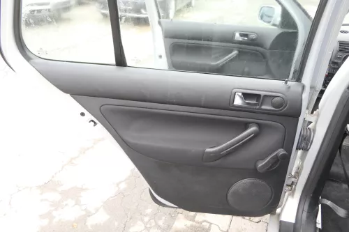 1x VW Golf 4 1J Limousine Türverkleidung Verkleidung Tür hinten links schwarz (165217)