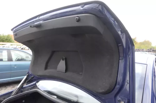 VW Passat 3B 3BG Limousine Abdeckung Verkleidung hinten Heckklappe (165246)