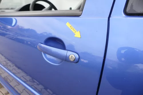 VW Golf 4 Tür vorne links Fahrertür 2/3-Türer blau LW5Y ohneAnbauteile (165321)