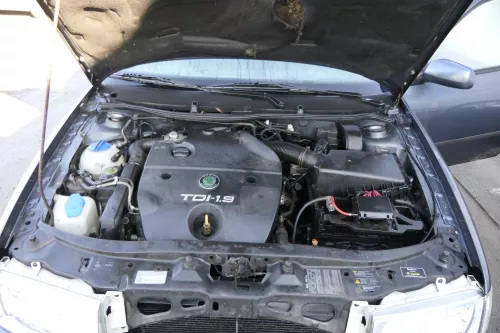 Skoda Ocatvia 1U Steuergerät 1,9 TDI 81kw 110PS ASV Motor 038906012HC (165452)
