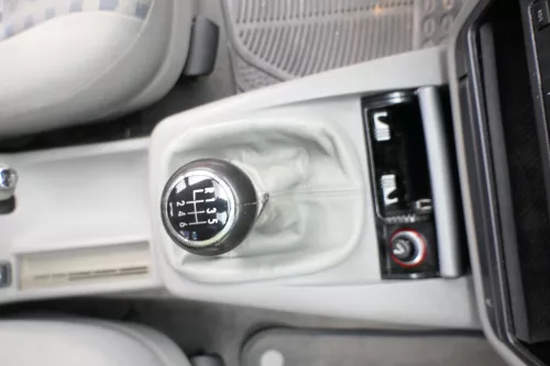 VW Passat 3B 3BG Schaltknauf Schaltsack Schaltung Schaltknüppel 5-Gang grau Lede (165546)