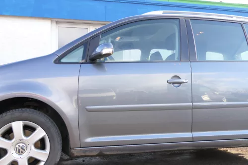 VW Touran 1T 1T3 Tür vorne links Fahrertür grau LD7X OHNE Anbauteile Cross (165560)