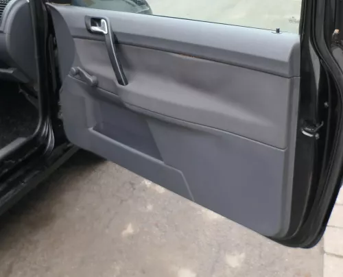 VW Polo 9N Türverkleidung Verkleidung Tür vorne & hinte links +rechts 2/3-Türer (165642)