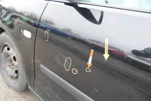 VW Polo 9N 9N3 Tür vorne links Fahrertür 2/3-Türer schwarz L041 ohneAnbautei (165658)