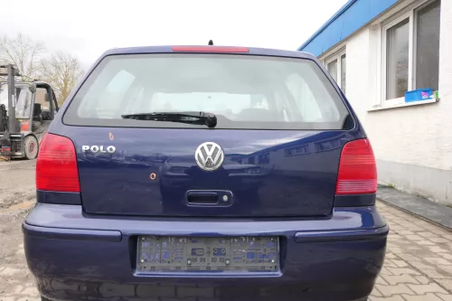 Polo 6N2 Heckklappe Klappe hinten Kofferraumklappe blau LB5N Scheibe