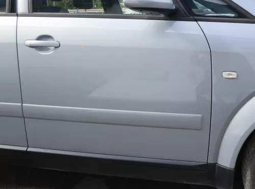 Audi A2 8Z Tür nur das Türblatt vorne rechts blau LY7R - ohne Anbauteile -kobalt (165823)