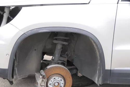VW Tiguan Kotflügel vorne links original 5N0821105A + Leiste gelb beige LH1W (165929)
