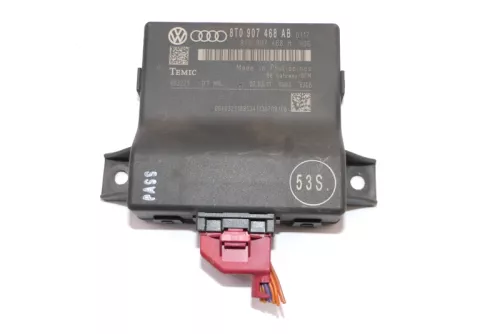 Audi A4 8K A5 8T Steuergerät Diagnose Interface 8T0907468AB (166029)