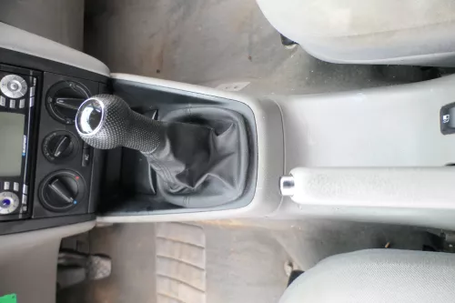 VW Golf 4 Bora Schaltknauf Schaltsack Schaltung Schaltknüppel schwarz Benziner 5 (166150)