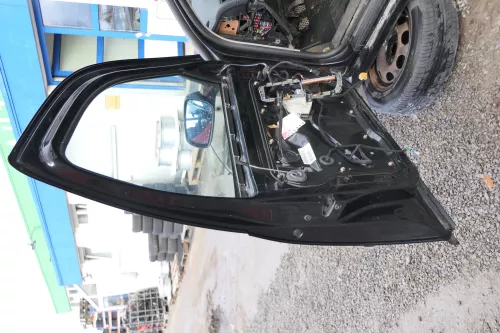 VW Golf 4 Bora Tür vorne links Fahrertür 4/5-Türer Kombi Variant schwarz LC9Z (166212)