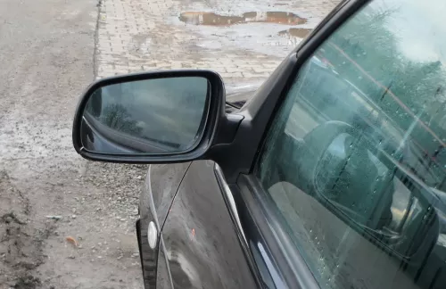 Polo Kombi mechanischer Spiegel vorne links Außenspiegel schwarz LC9Z abBj.1999 (166310)