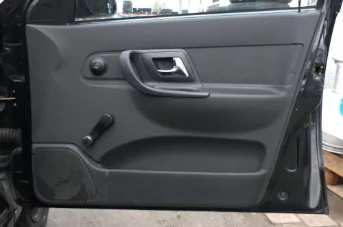 4x Polo Kombi ab Bj.2000 Türverkleidung Verkleidung Tür vorne links hinten Facel (166312)