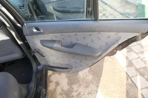 4 x Skoda Fabia 6Y Stufenheck Türverkleidung Verkleidung Tür vorn vorne links re (166394)