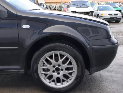 VW Golf 4 1J Kotflügel vorne rechts schwarz LC9Z blackmagic black