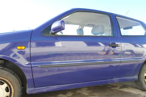 VW Polo 6N 6N2 Tür vorne links Fahrertür 2/3-Türer blau LD5D (166480)