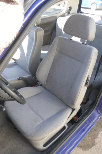 VW Polo 6N 6N2 Seat Ibiza 6K Golf 3 Sitz vorne links Fahrersitz 2/3-Türer grau (166490)