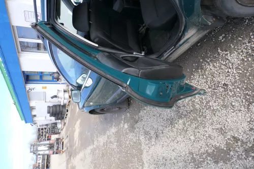 VW Passat 3B 3BG Kombi Variant Tür hinten links grün LB6G ohneAnbauteile (166571)