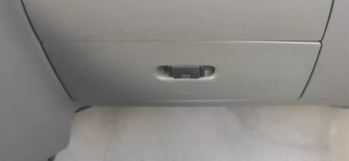 VW Polo 6N Handschuhfach Fach unter dem Beifahrerairbag grau (166604)