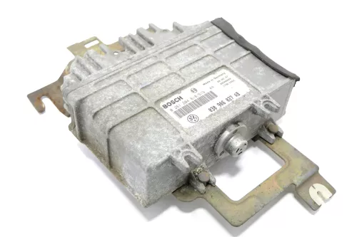 VW Polo 6N Steuergerät 1,4 60PS 44kw AKV Automatik Motor 030906027AB Benziner