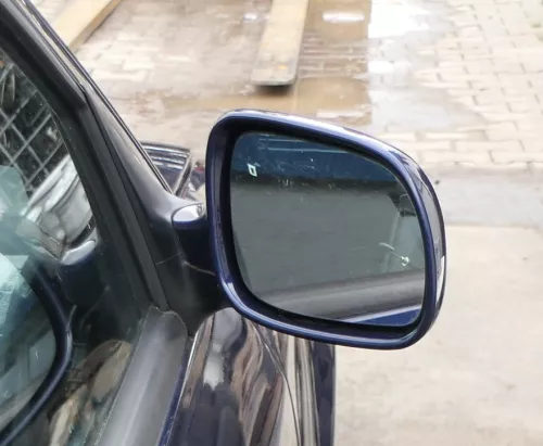 Skoda Octavia 1U elektrisch Spiegel Außenspiegel rechts blau LF5U 9460 Glas (166704)