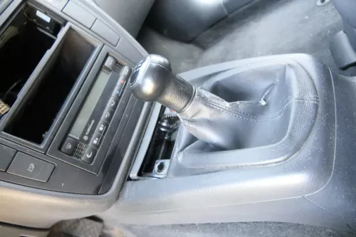 VW Passat 3B 3BG Schaltknauf Schaltsack Schaltung Schaltknüppel 5-Gang Leder (166735)
