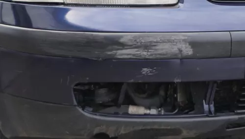VW Passat 3B Stoßstange vorne Frontstoßstange Stoßfänger blau LB5N (166922)