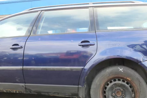 Passat 3B 3BG 3B6 Kombi Variant Tür hinten links blau LB5N
