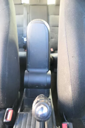 VW Passat 3B Mittelarmlehne Armlehne Lehne Mitte Original schwarz dunkel  (166951)