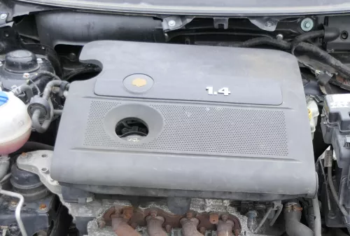 Polo 9N 9N3 Luftfilterkasten Luftfilter Motorabdeckung 1,4 16V BKY 55kw 75PS