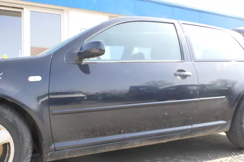 VW Golf 4 Tür vorne links Fahrertür 2/3-Türer blau LC5M ohneAnbauteile (167219)