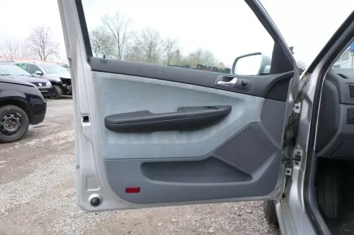4 x Skoda Fabia 6Y Stufenheck Türverkleidung Verkleidung Tür vorn vorne links re (167714)