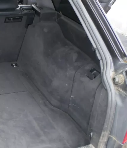 Audi A6 4B Abdeckung Verkleidung Kofferraum hinten rechts Seite onyx