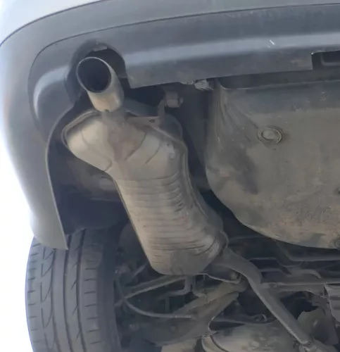 1x Audi A6 4B Quattro Allrad Auspuff Endschalldämpfer links hinten 2,5 TDI