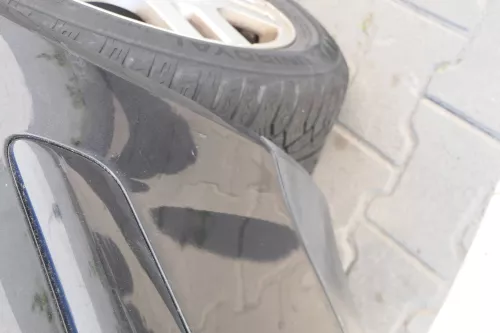 VW Golf 4 Limousine Stoßstange hinten Heckstoßstange Stoßfänger schwarz LC9Z (168819)