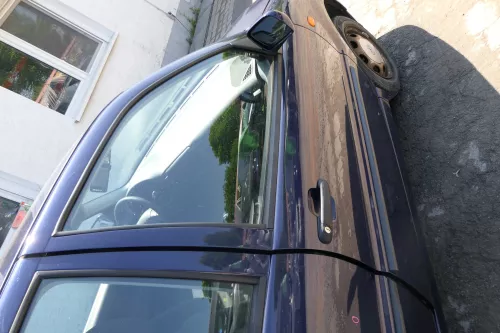 VW Polo 6N 6N2 Tür vorne rechts Beifahrertür 4/5-Türer blau LB5N ohneAnbauteile (168857)