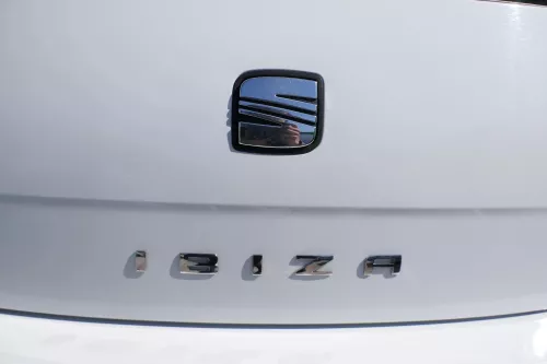 Seat Ibiza 6J Heckklappe Klappe hinten 4/5-Türer weiß LB9A mit Scheibe (168955)