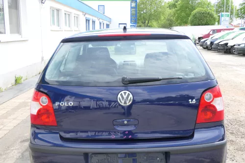 VW Polo 9N3 9N Heckklappe Kofferraumklappe Klappe blau LB5N ohne Anbauteile (169116)