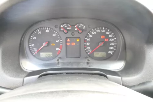 VW Golf 4 Tacho Tachometer Kombiinstrument 291.000km 1J0919880B 1,6-2,8