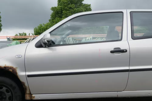VW Polo 6N 6N2 Tür vorne links Fahrertür 2/3-Türer silber LB7Z (169401)