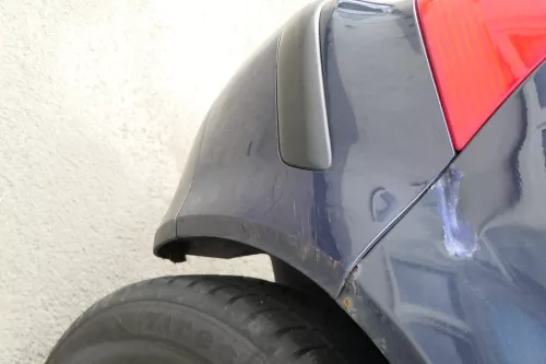 VW Golf 4 Limousine Stoßstange hinten Heckstoßstange Stoßfänger blau LA5G (169474)