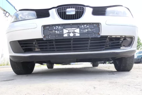 Seat Ibiza 6L Stoßstange Frontstoßstange vorne grau silber LS7N bis caAnfang2006 (169609)