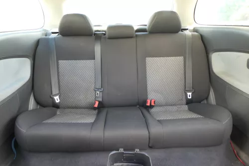 Seat Ibiza 6L Rückbank Rücksitzbank Sitz mit Kopfstütze Sitzbank 3-Punkt Sitze 